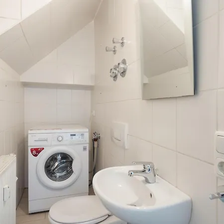 Am Blauen Wunder Apartment *